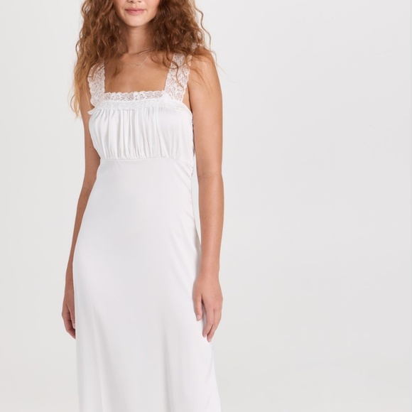 Lioness White Maxi Dress - Picture 1 of 4